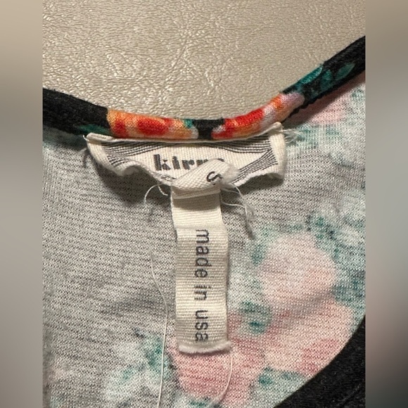 Kirra Floral Zip Up Top - Picture 5 of 6